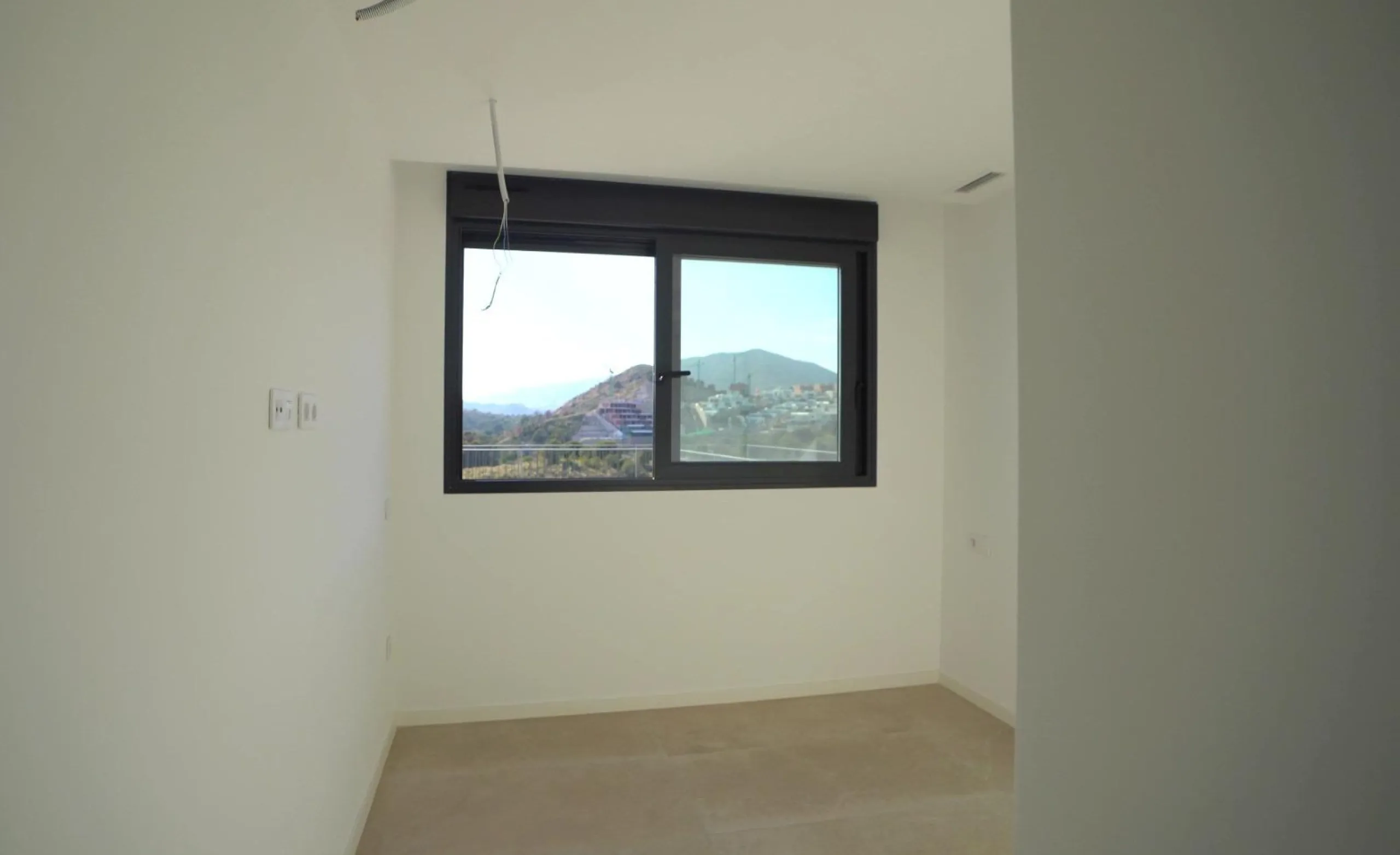 Ático Dúplex de Lujo en Finestrat con Vistas Espectaculares al Mar 🌴