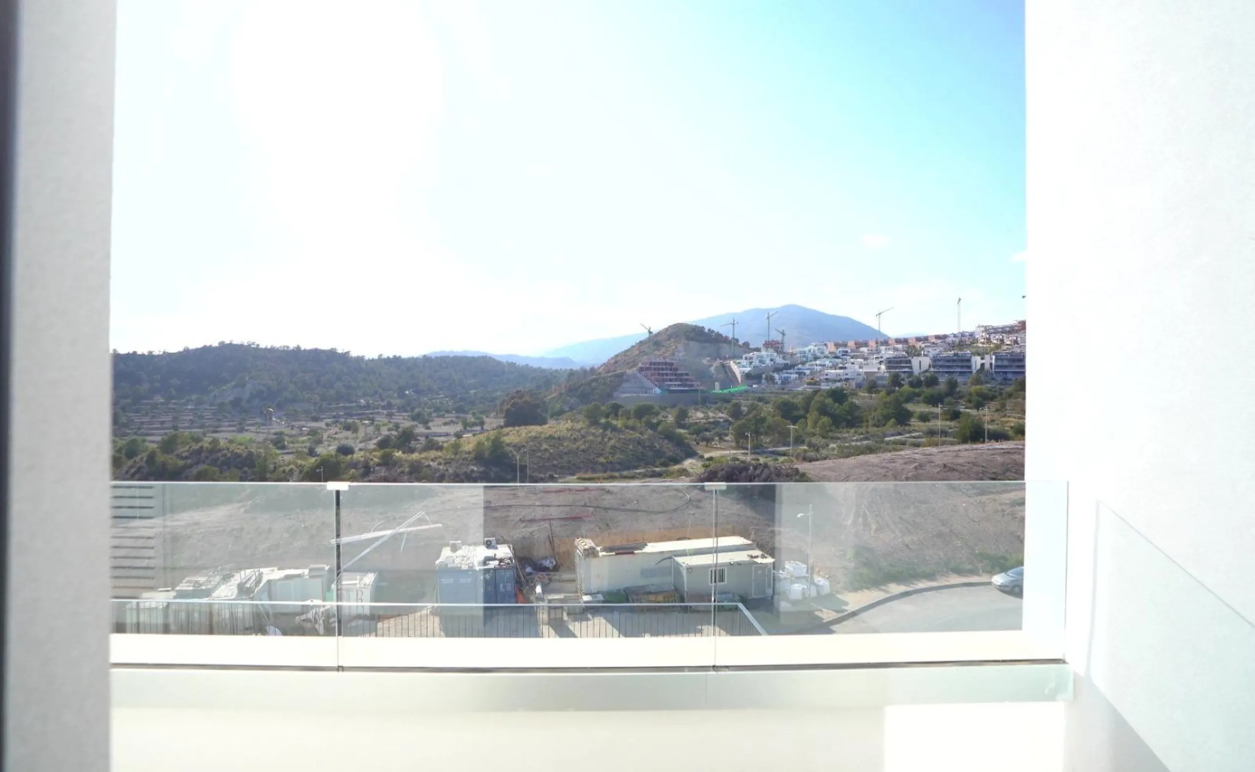Ático Dúplex de Lujo en Finestrat con Vistas Espectaculares al Mar 🌴