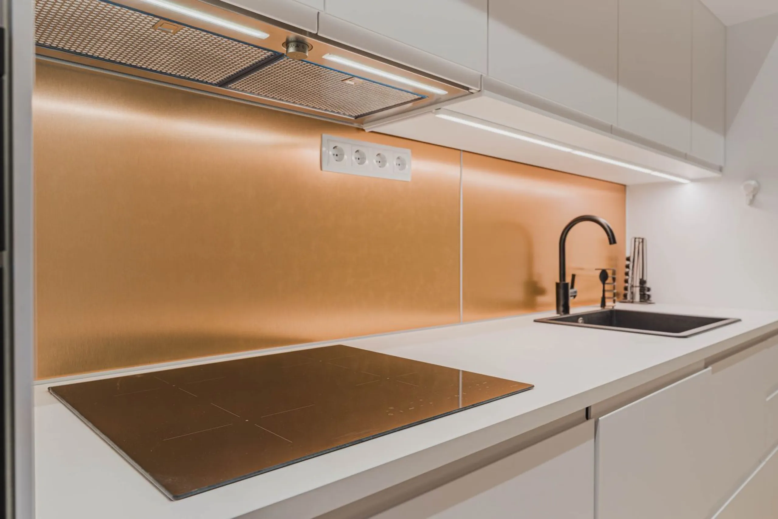 Newly Renovated Apartment with Balcony in Nova Esquerra de l’Eixample, Barcelona