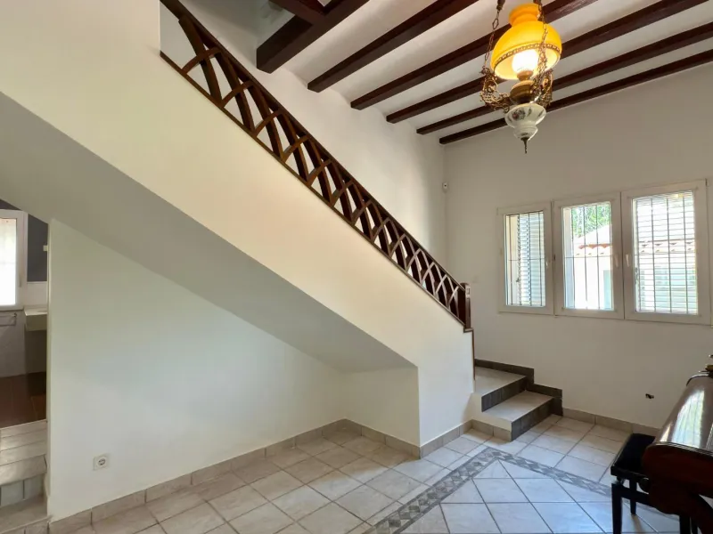 Exclusive Villa Surrounded by Nature in Alicante