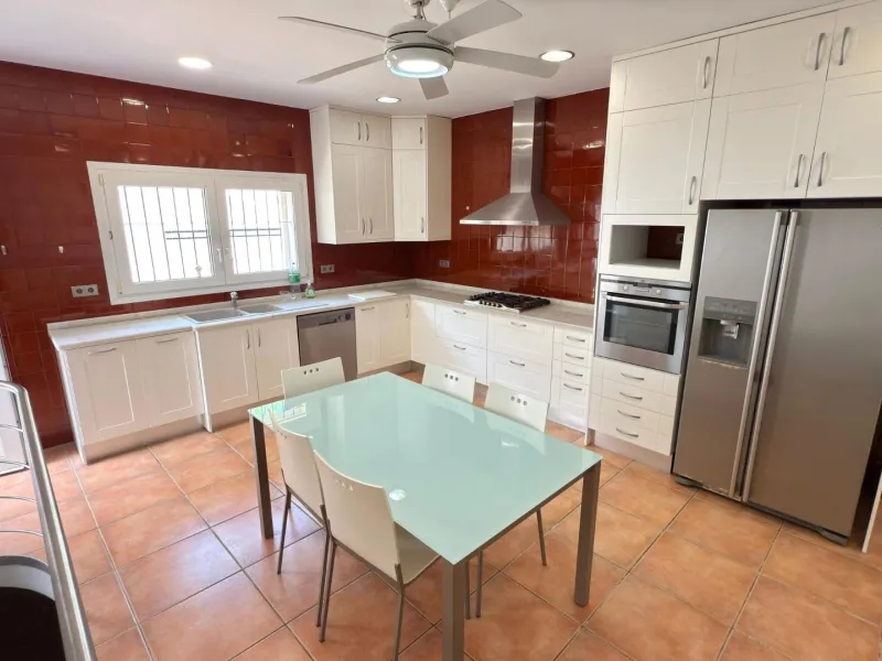 Exclusive Villa Surrounded by Nature in Alicante