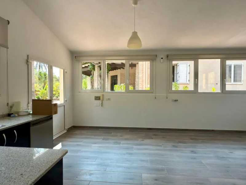 Exclusive Villa Surrounded by Nature in Alicante