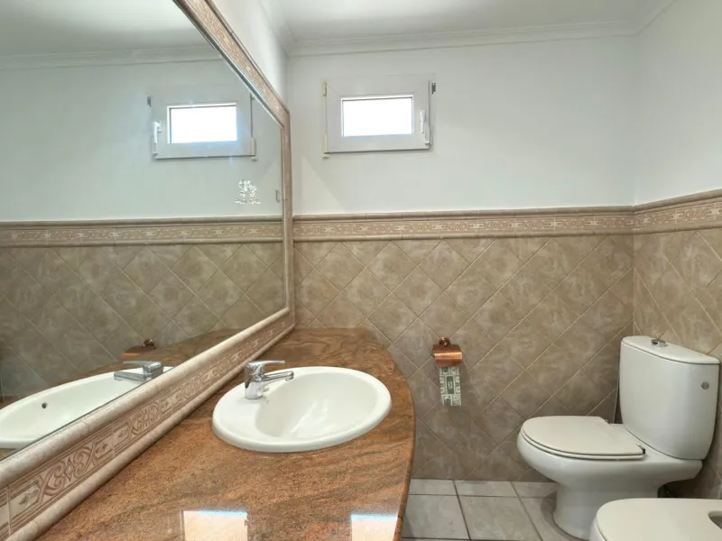 Exclusive Villa Surrounded by Nature in Alicante