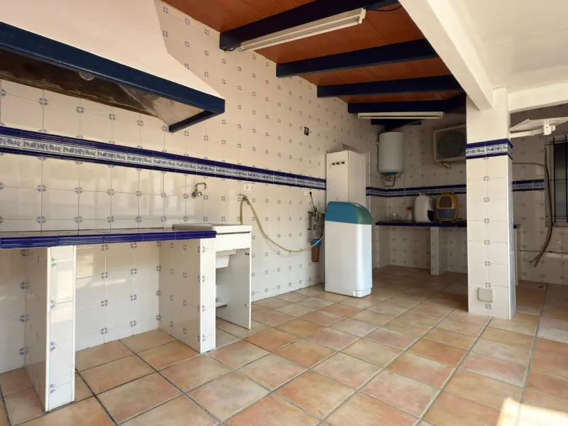 Exclusive Villa Surrounded by Nature in Alicante