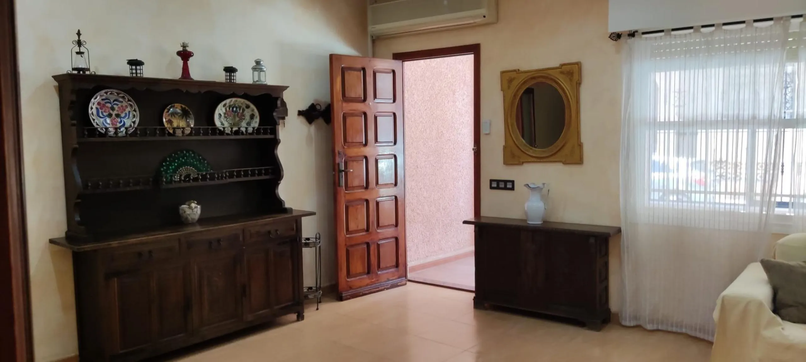 Casa en el Centro de Torrevieja: Comodidad y Cercanía a la Playa 3 hab 2 baños