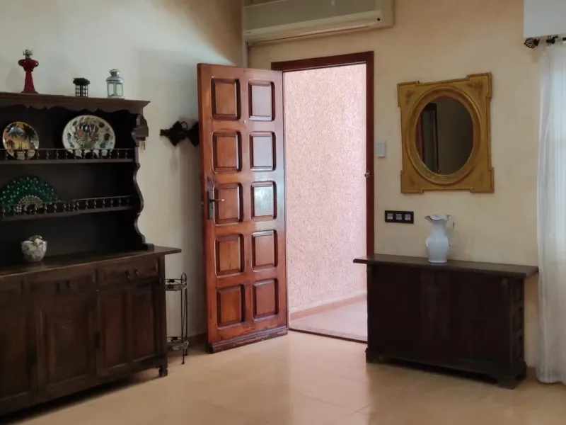 Casa en el Centro de Torrevieja: Comodidad y Cercanía a la Playa 3 hab 2 baños