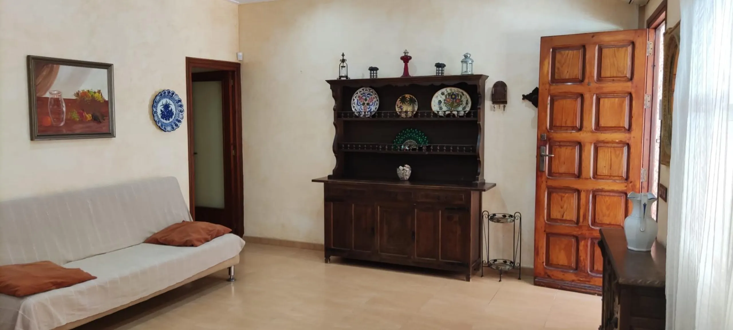 Casa en el Centro de Torrevieja: Comodidad y Cercanía a la Playa 3 hab 2 baños