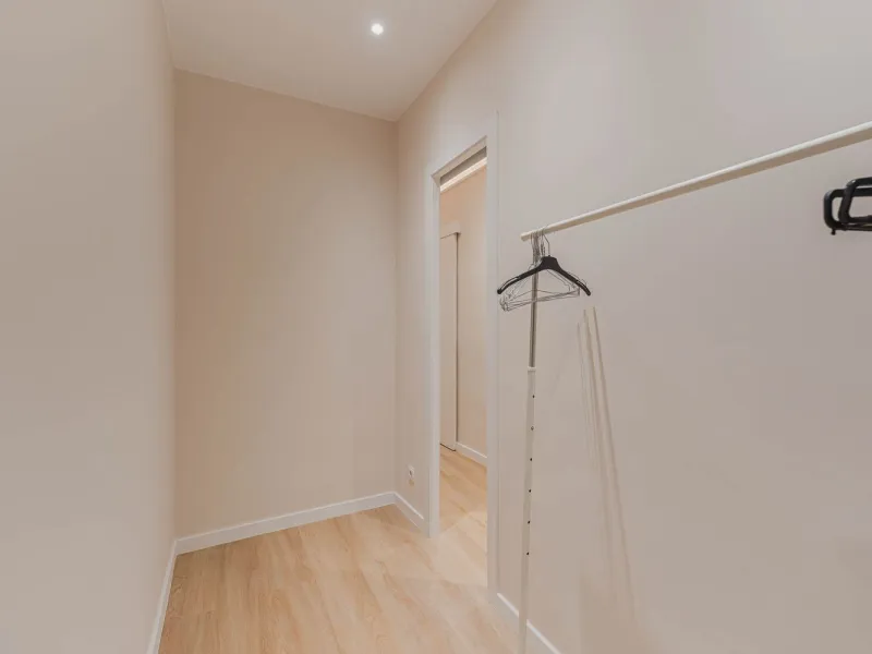 Newly Renovated Apartment with Balcony in Nova Esquerra de l’Eixample, Barcelona