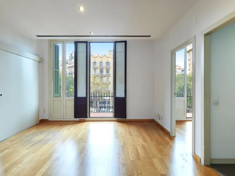 Piso reformado con encanto en Eixample, Barcelona