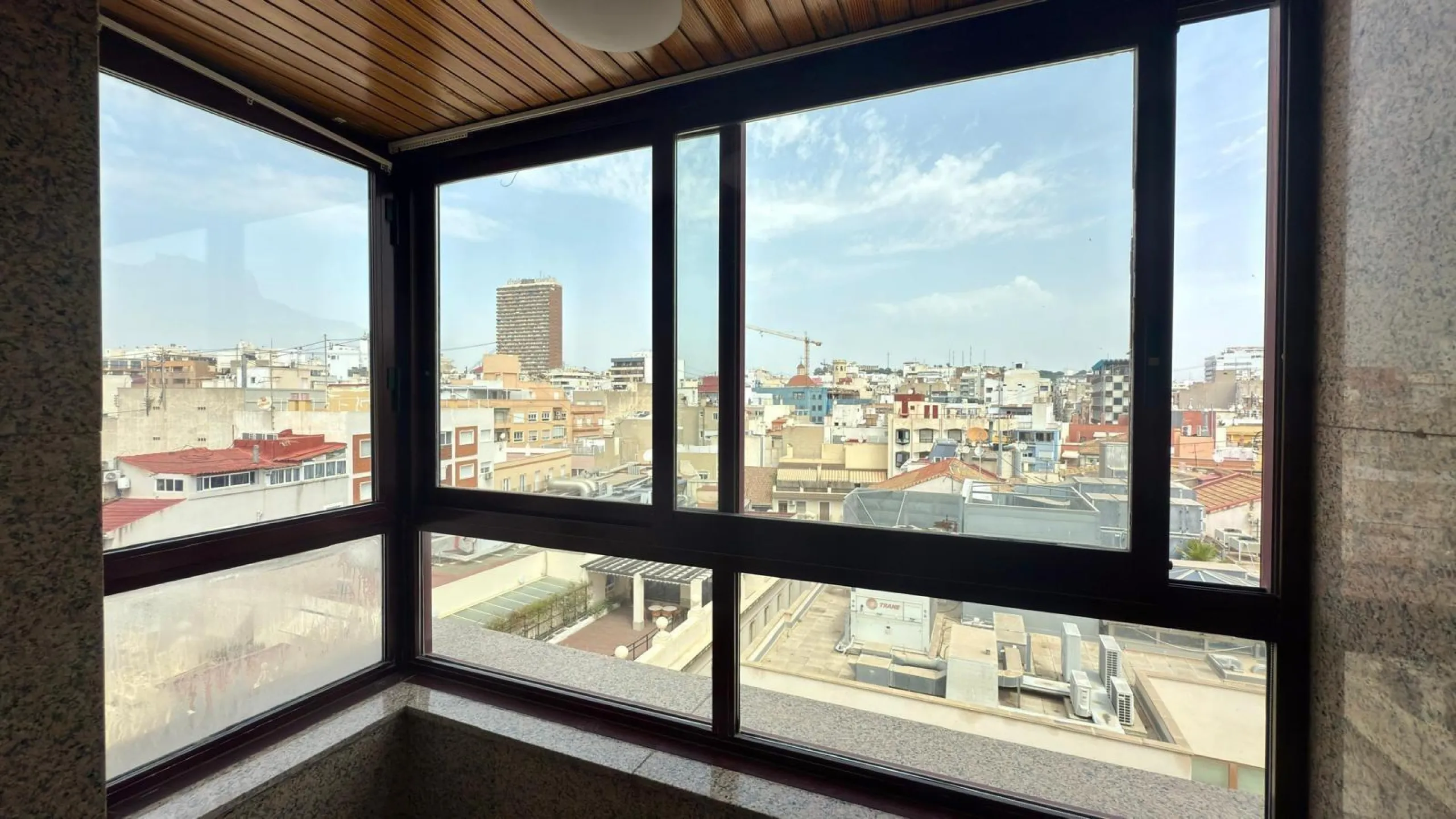 Ático de Lujo con Vistas Espectaculares en la Explanada de España, Alicante