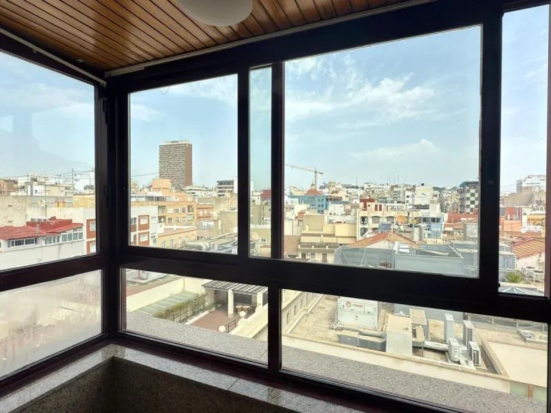 Ático de Lujo con Vistas Espectaculares en la Explanada de España, Alicante