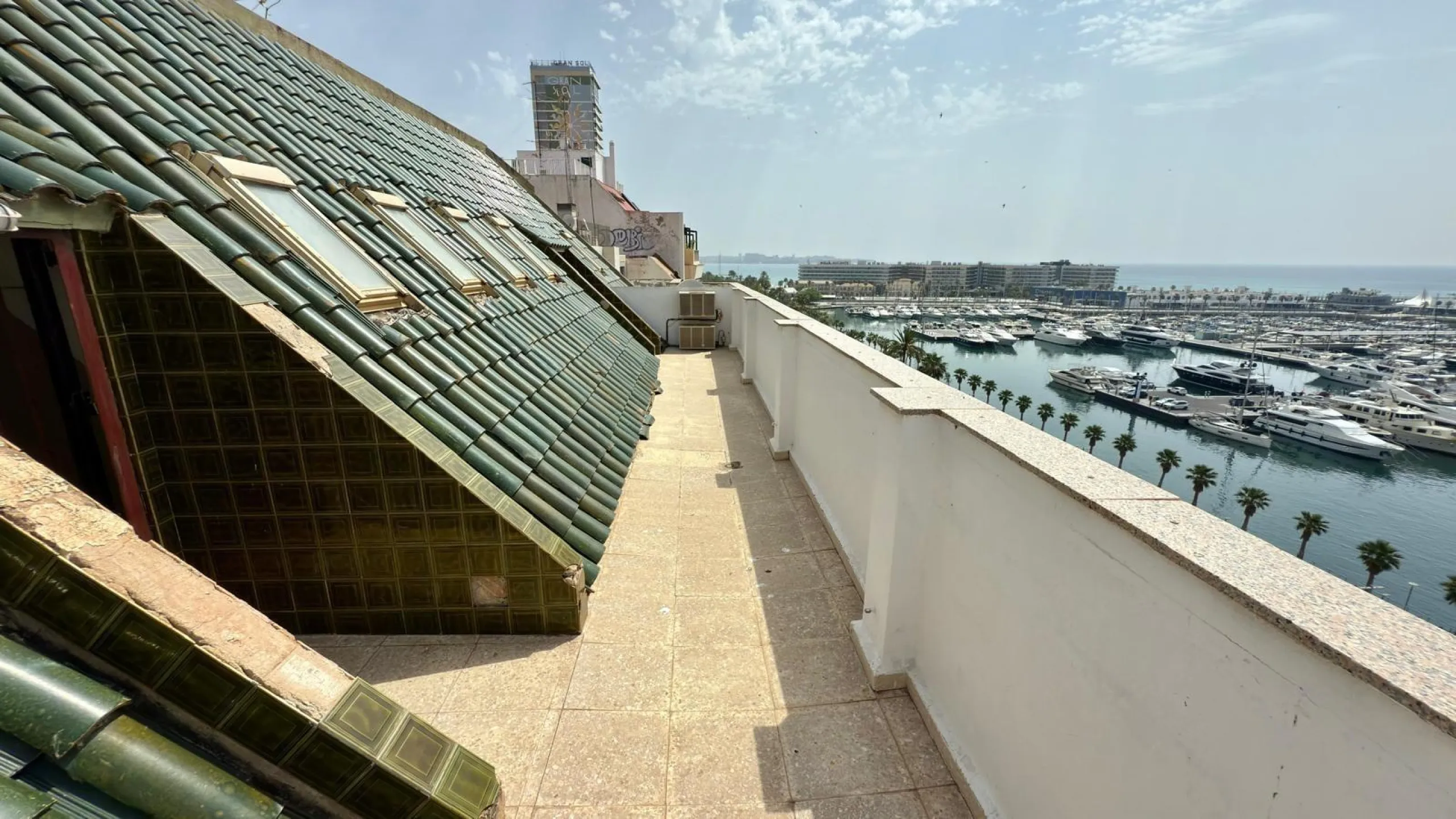 Ático de Lujo con Vistas Espectaculares en la Explanada de España, Alicante
