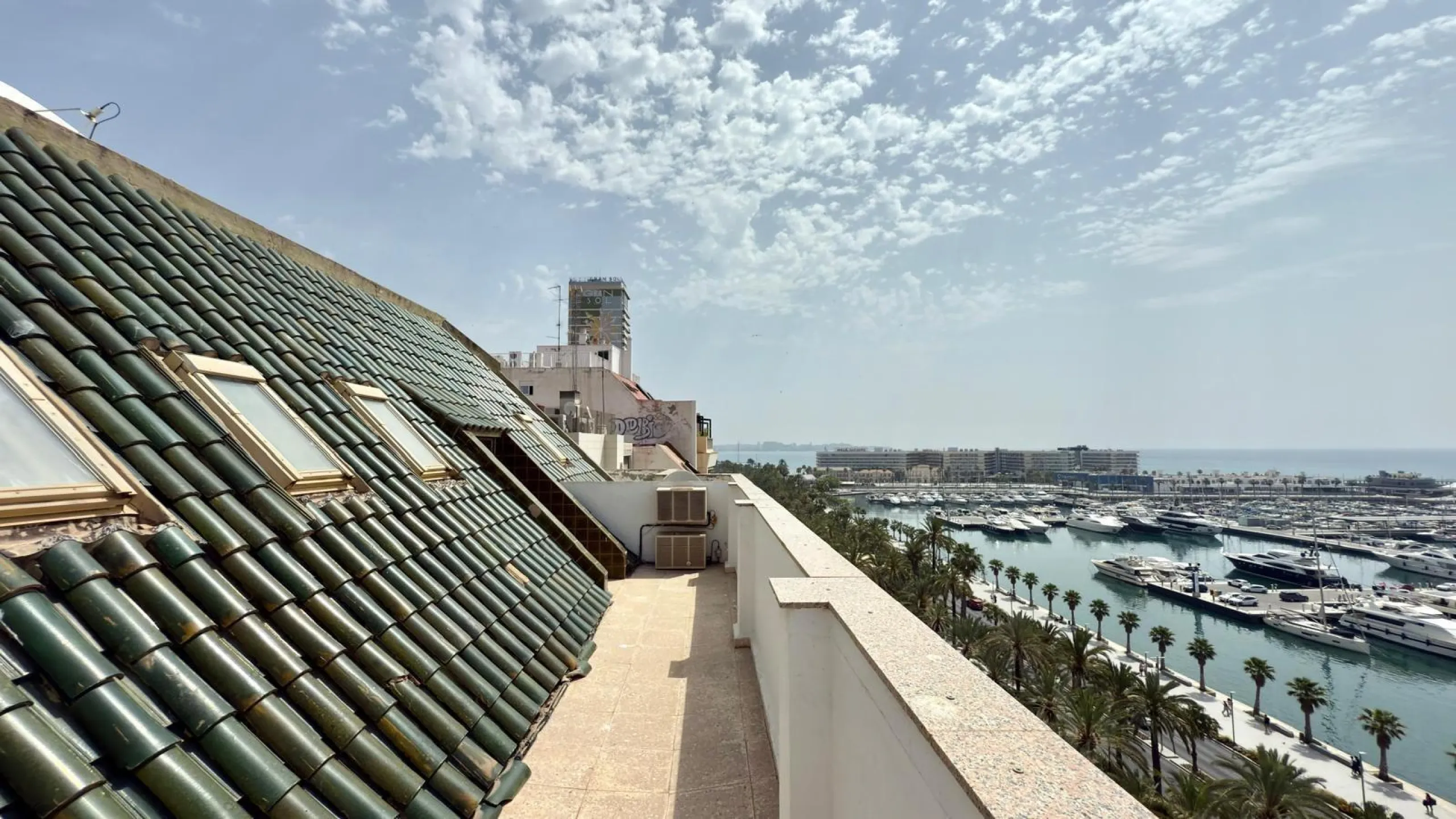 Ático de Lujo con Vistas Espectaculares en la Explanada de España, Alicante