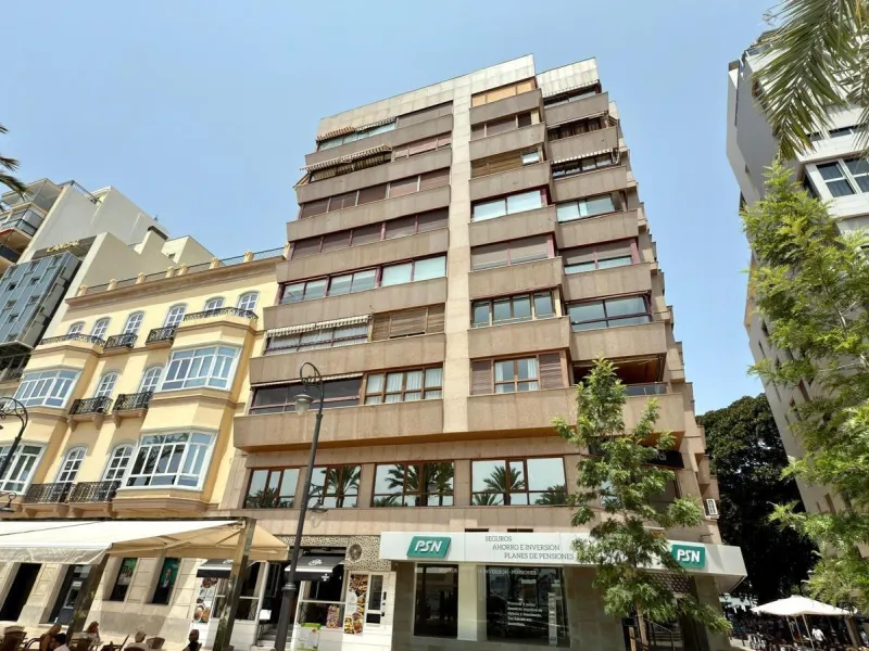 Ático de Lujo con Vistas Espectaculares en la Explanada de España, Alicante