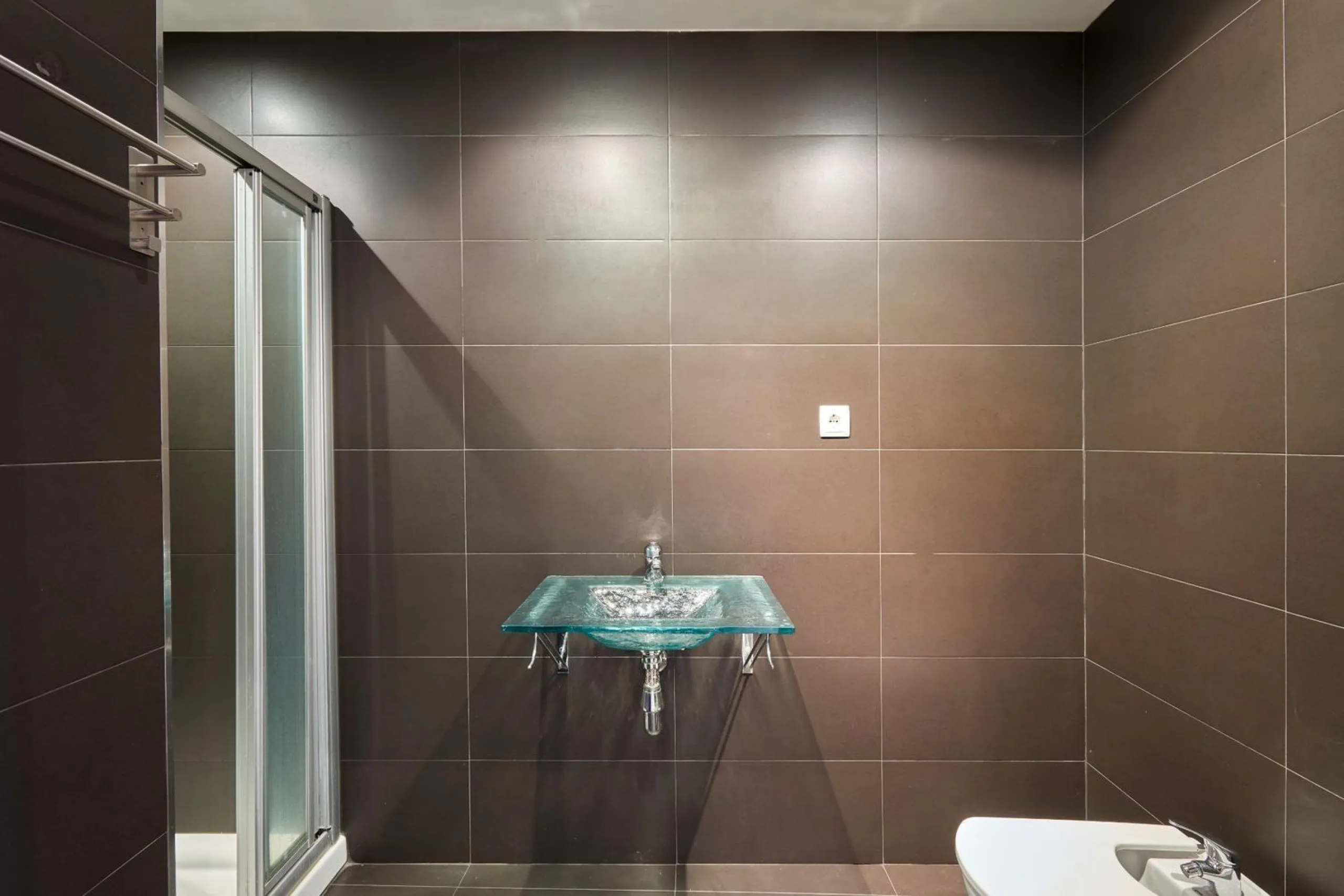 Renovated Charming Apartment in Eixample, Barcelona