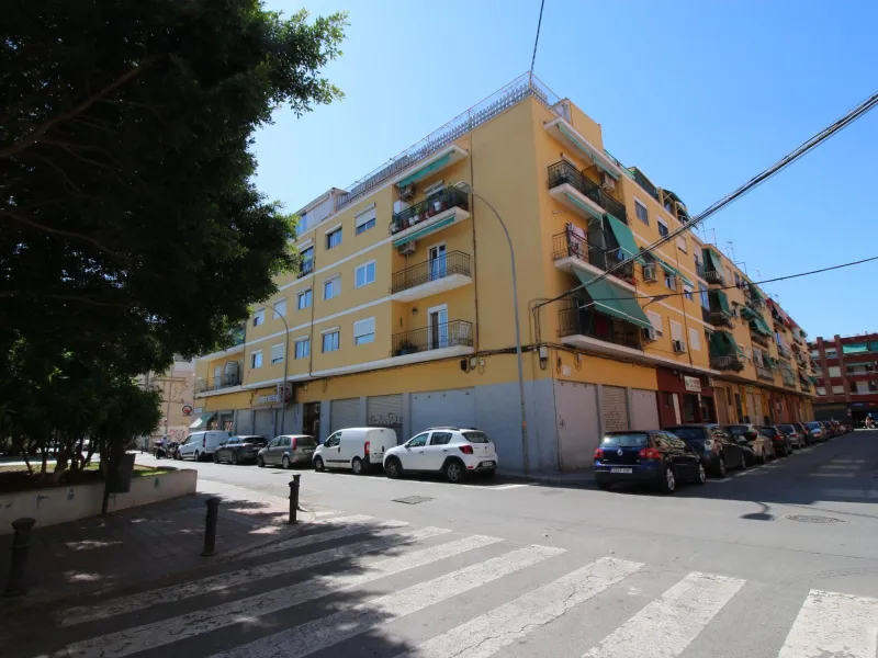 VIVIENDA OKUPADA SIN POSIBILIDAD DE VISITA.
