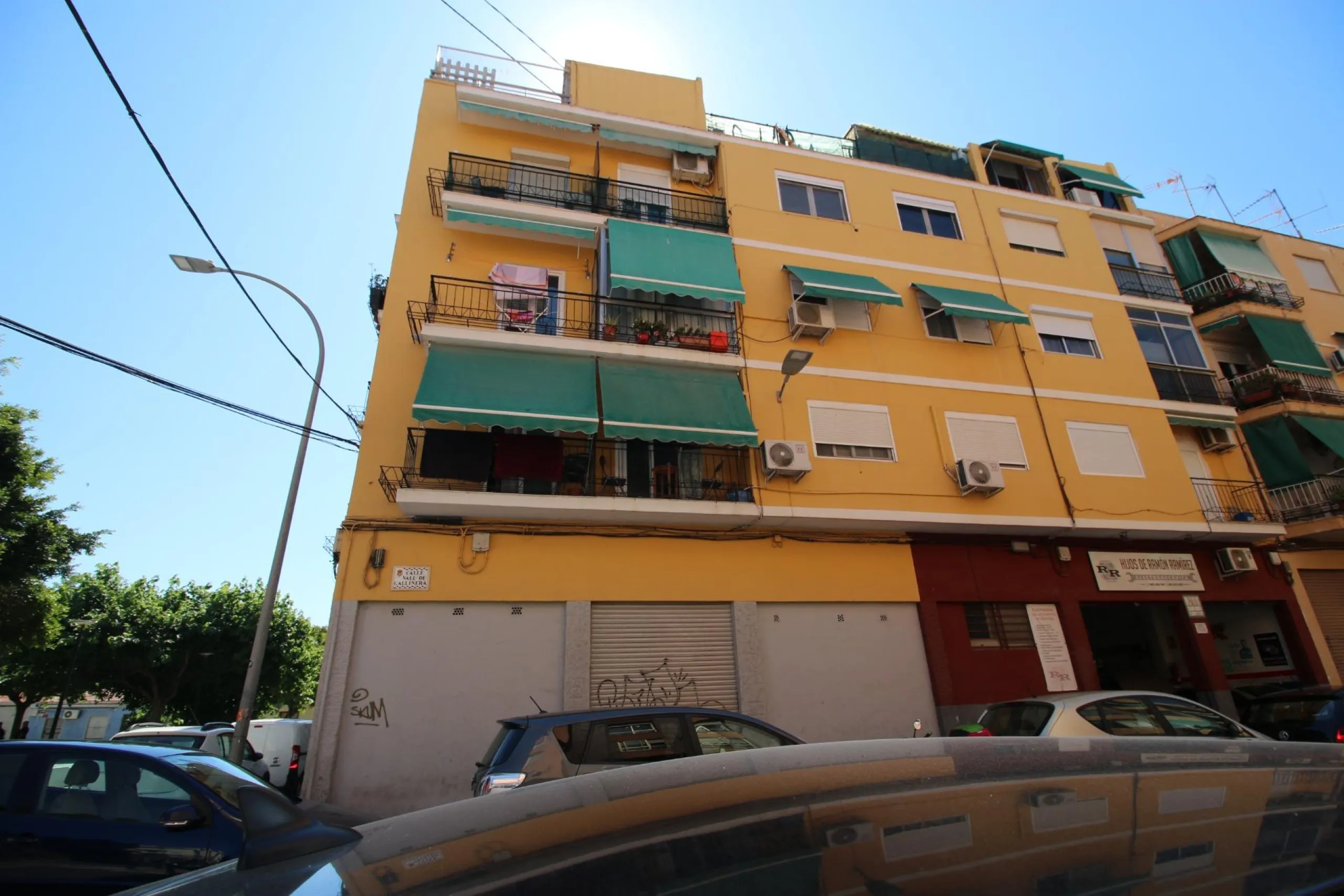VIVIENDA OKUPADA SIN POSIBILIDAD DE VISITA.