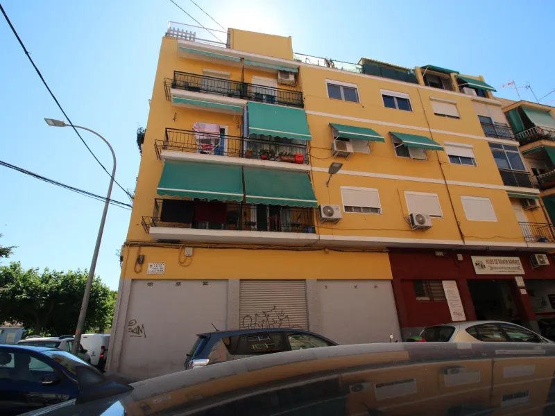 VIVIENDA OKUPADA SIN POSIBILIDAD DE VISITA.