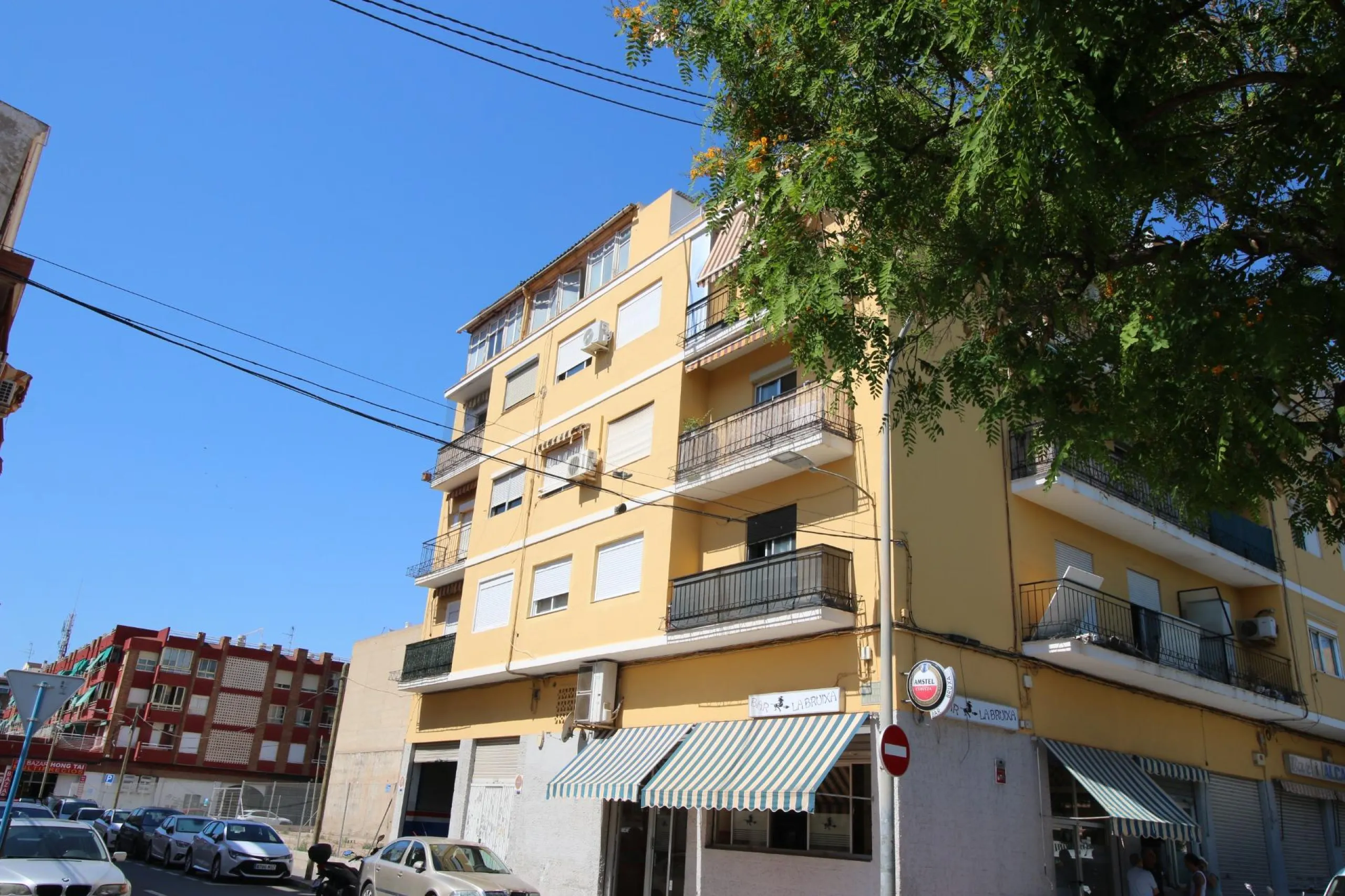 VIVIENDA OKUPADA SIN POSIBILIDAD DE VISITA.