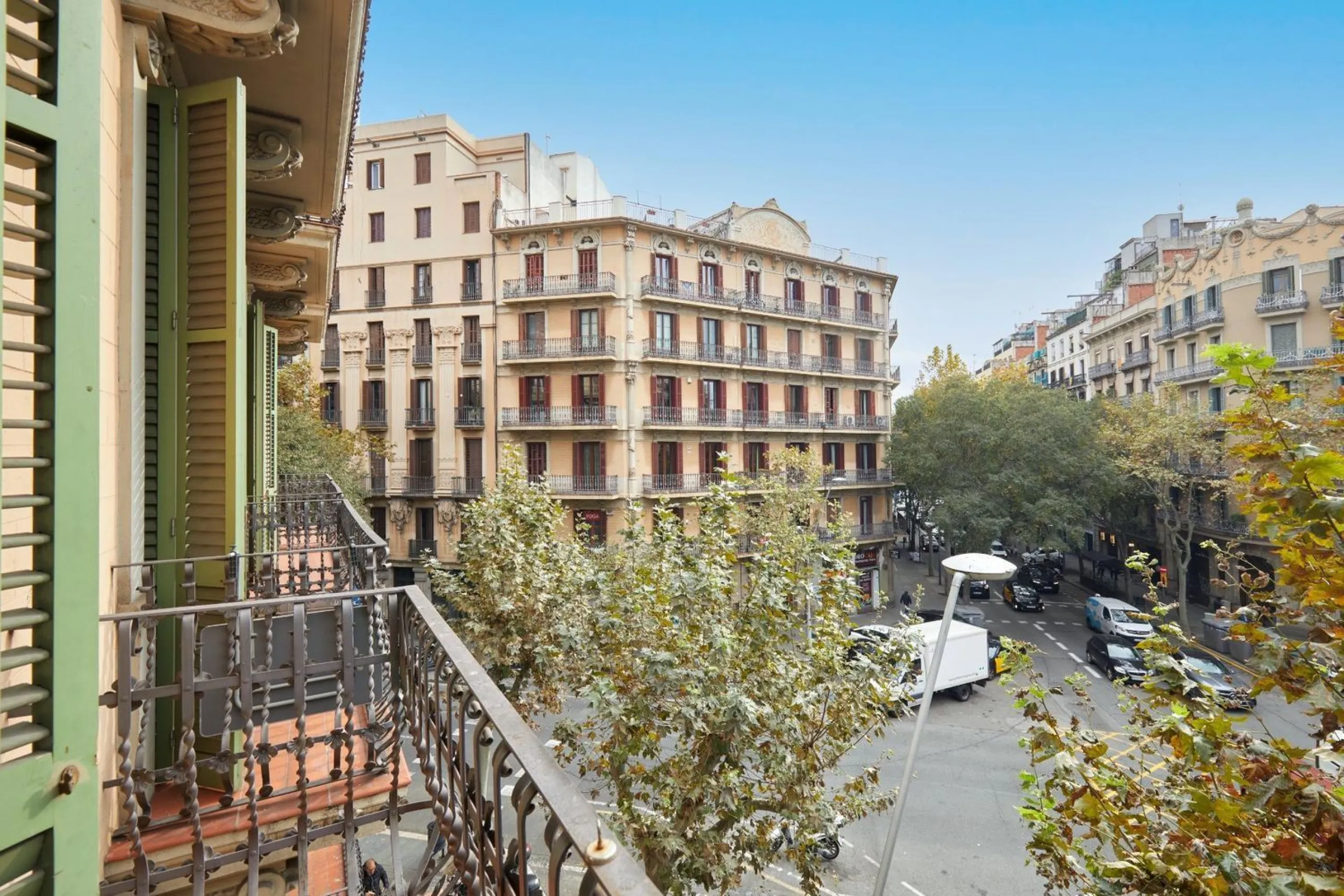 Renovated Charming Apartment in Eixample, Barcelona