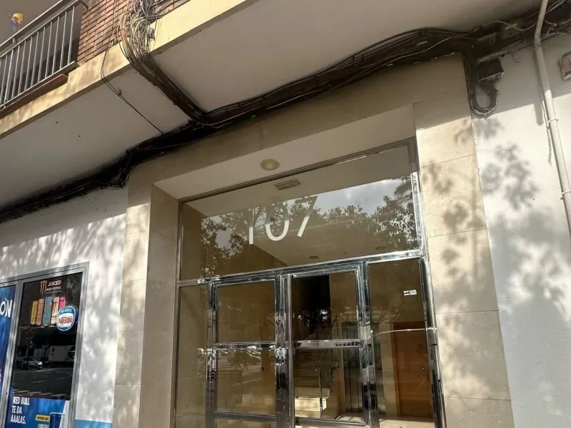 Commercial Premises for Sale in One of the Best Areas of Valencia