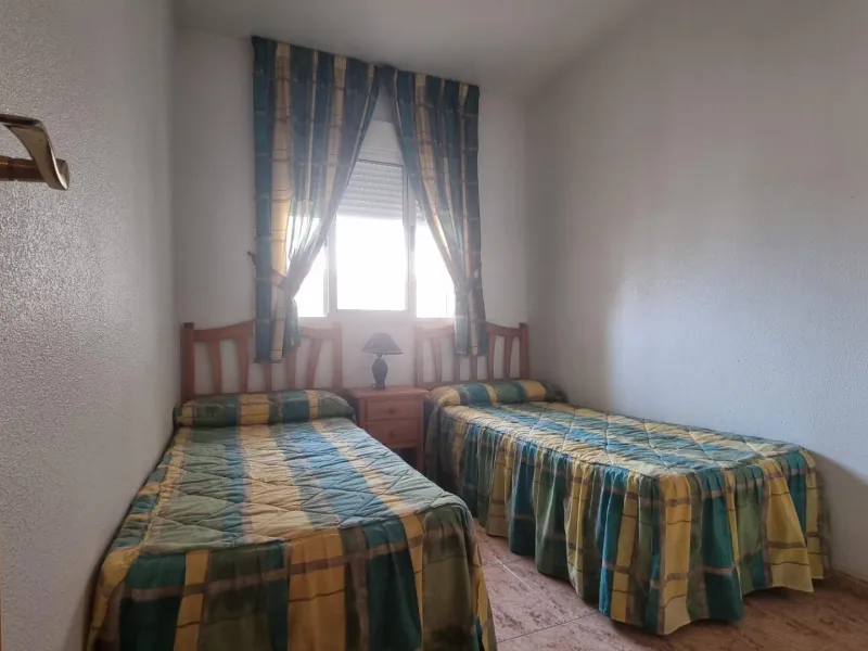 Apartamento semi-nuevo en la zona mas demandada de Torrevieja !