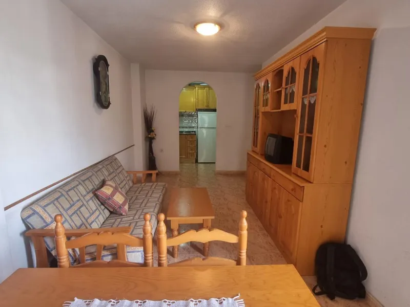 Apartamento semi-nuevo en la zona mas demandada de Torrevieja !