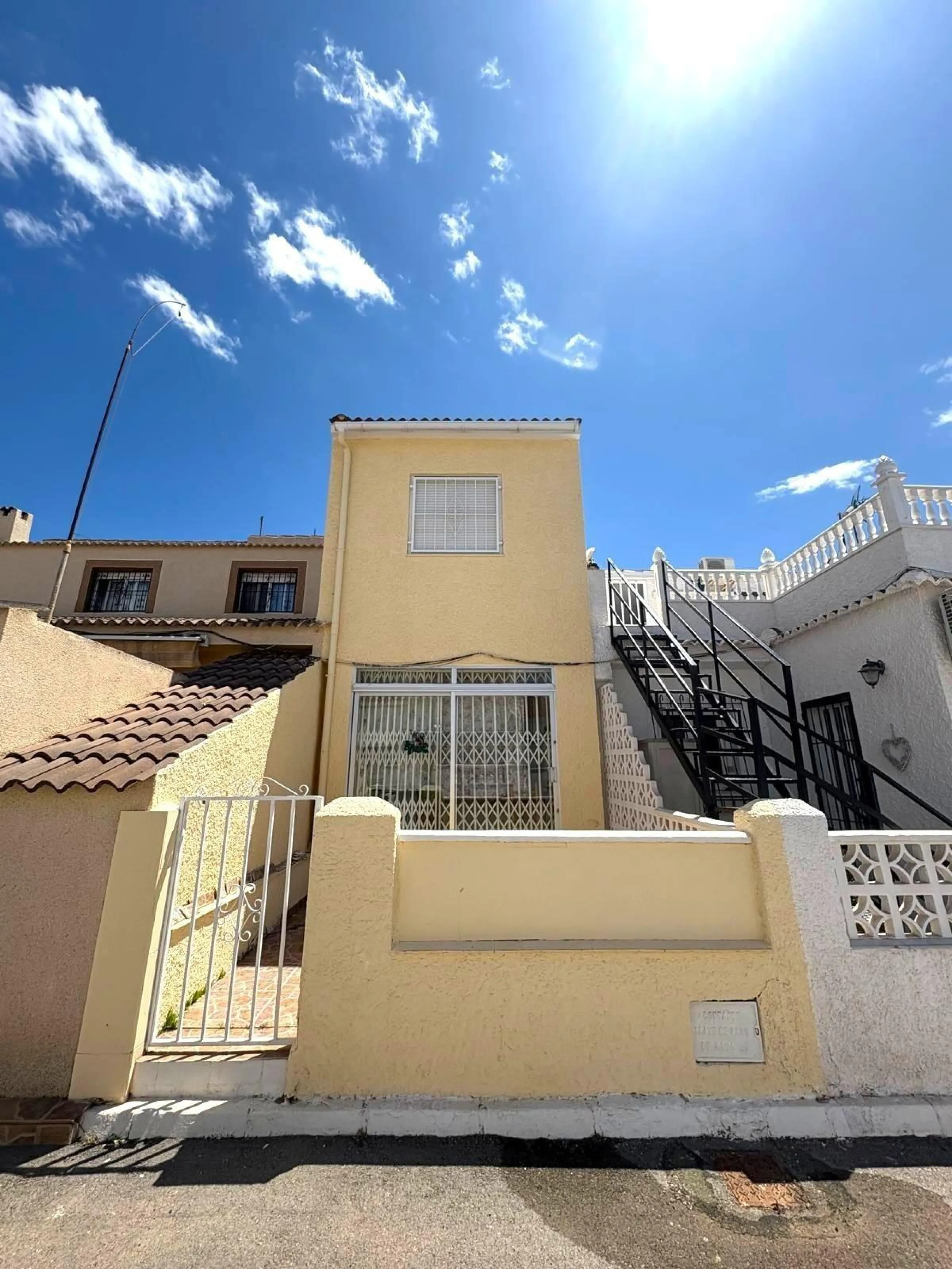 DUPLEX TRANQUILO EN EL LIMONAR