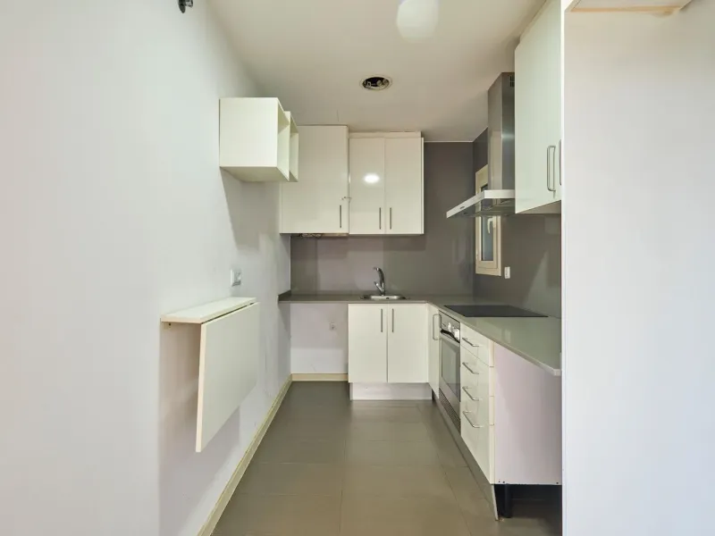 Renovated Charming Apartment in Eixample, Barcelona