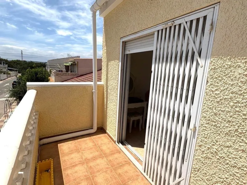 DUPLEX TRANQUILO EN EL LIMONAR