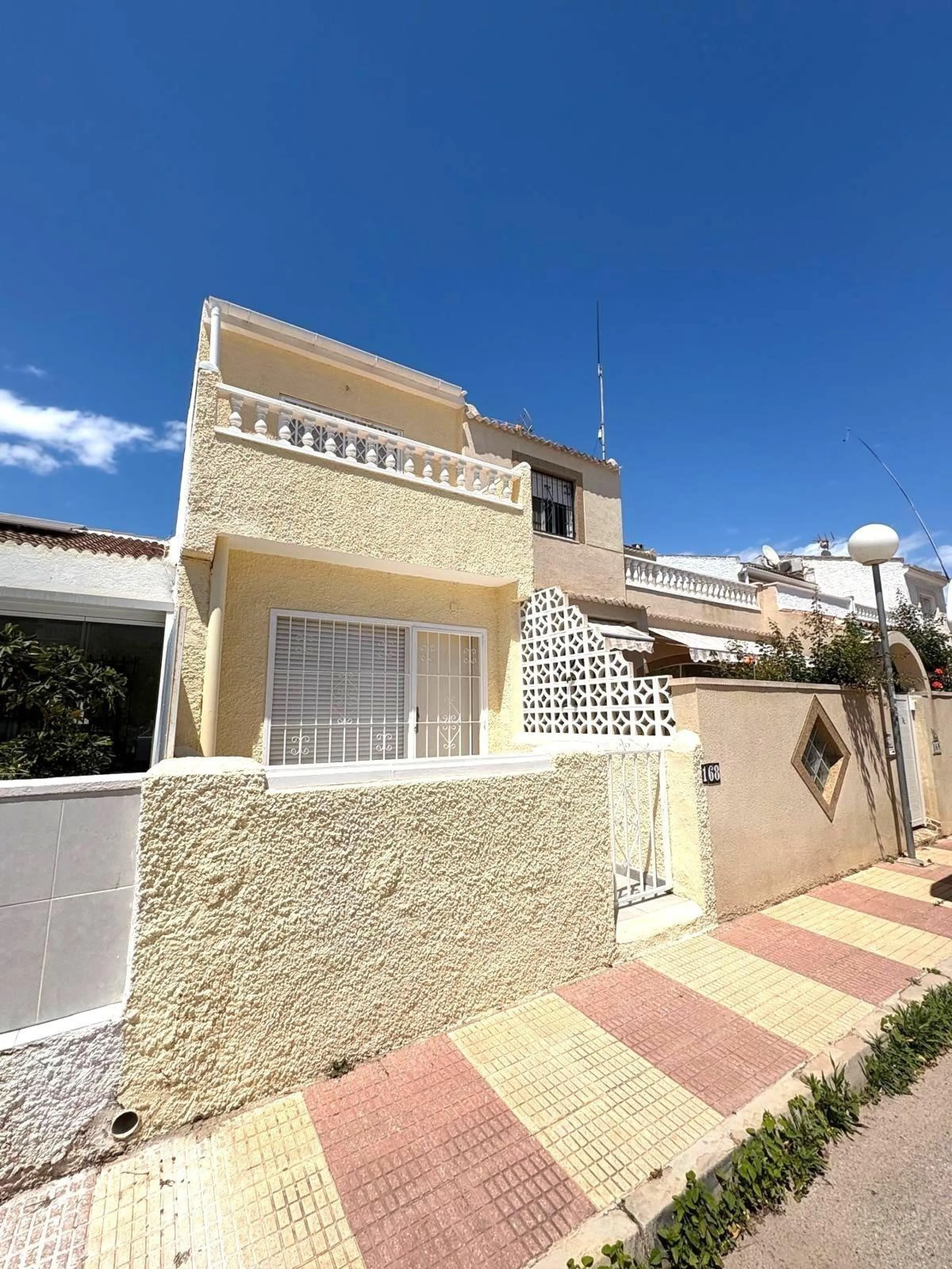 DUPLEX TRANQUILO EN EL LIMONAR
