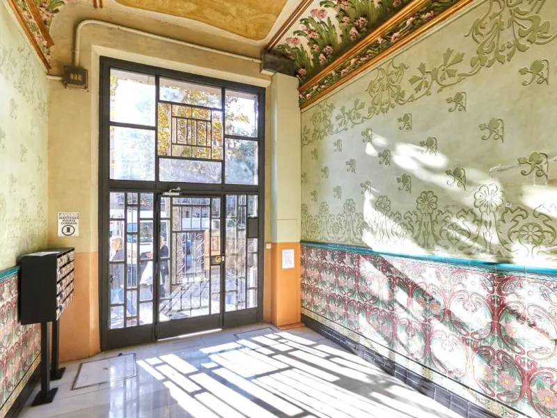 Renovated Charming Apartment in Eixample, Barcelona