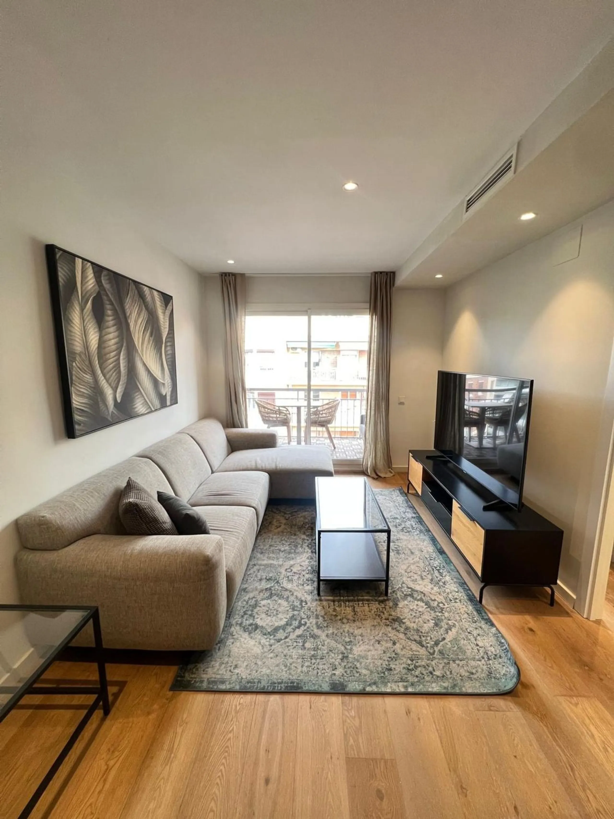Apartamento en Entenca/Corsega – Diseño y Confort en el Centro de Barcelona
