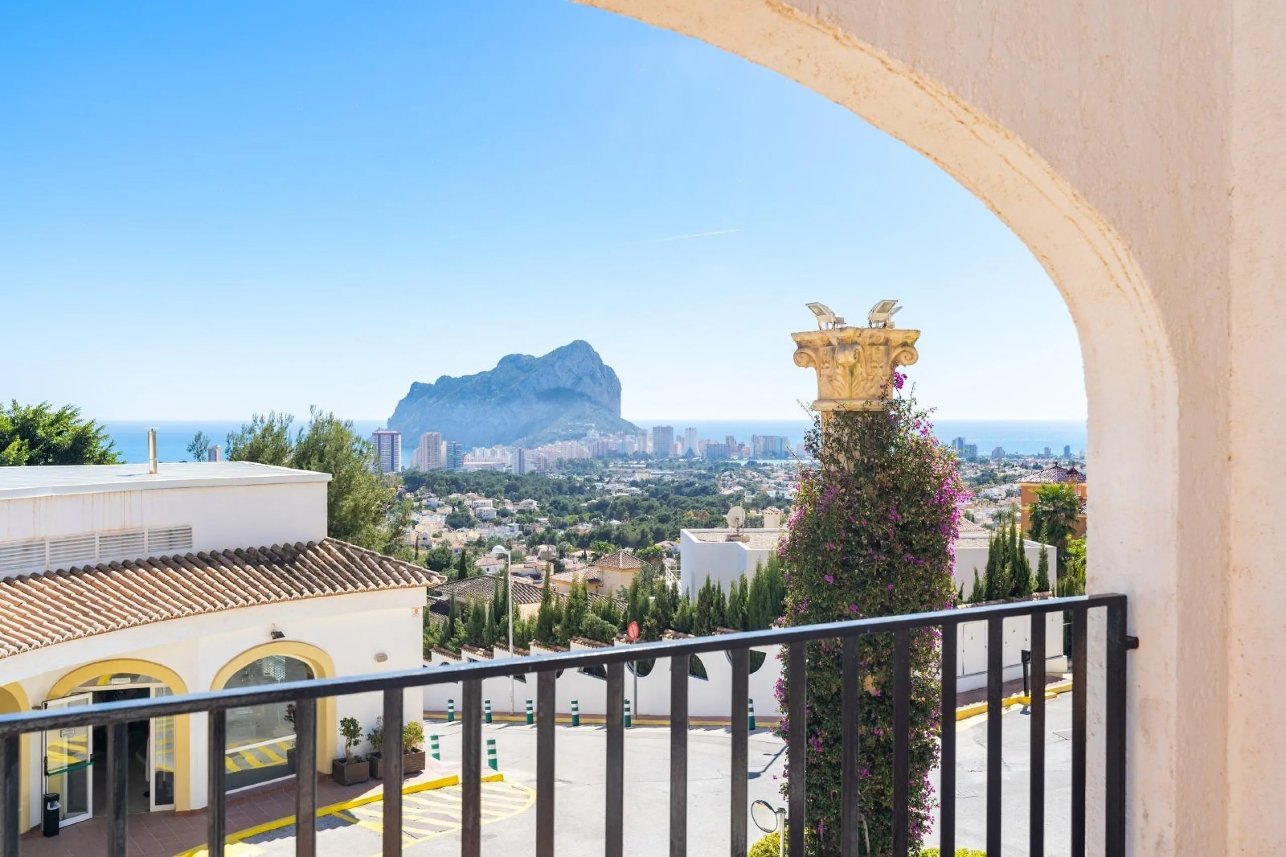 Bungalow with Sea Views in Calpe