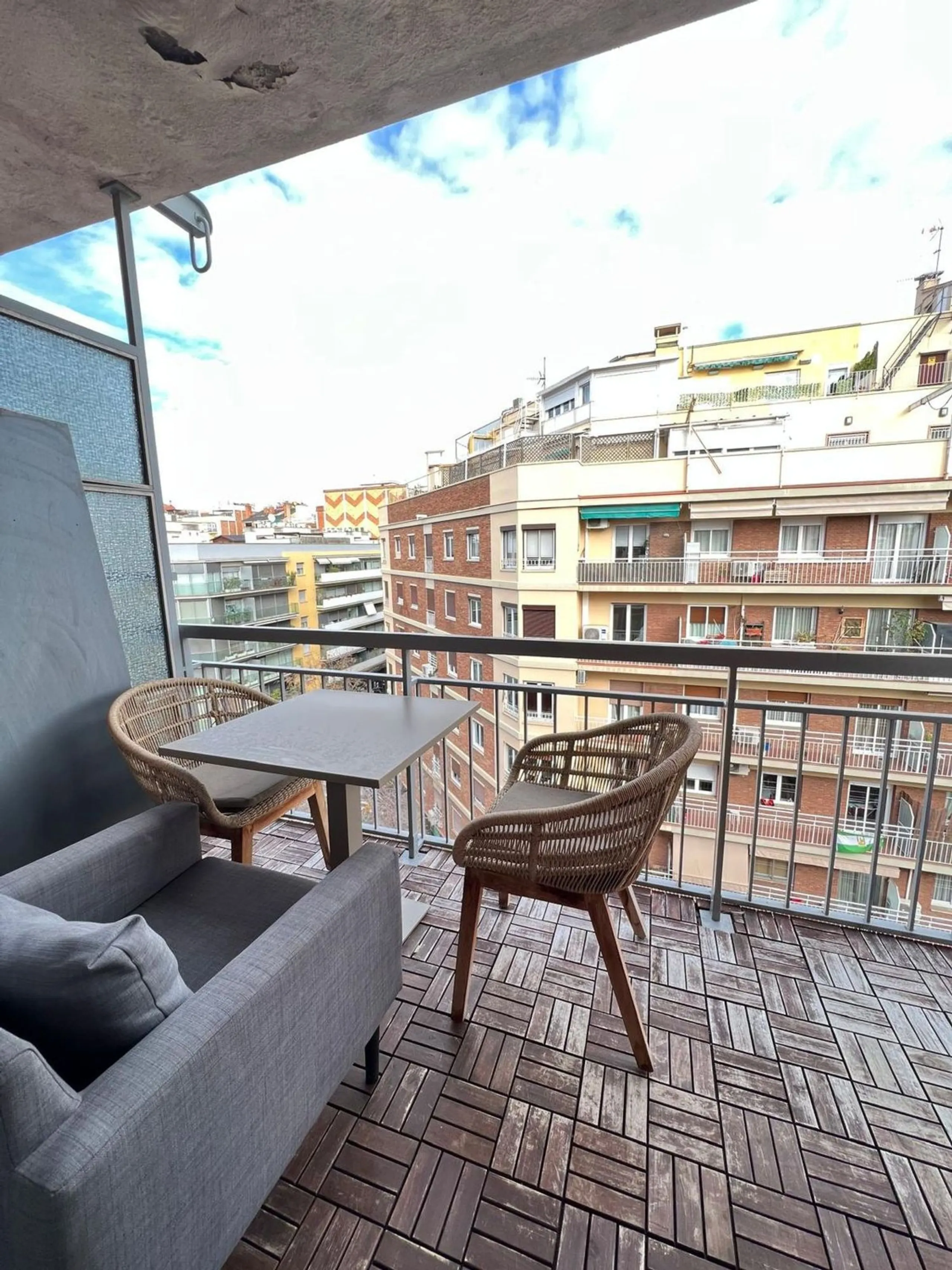 Apartamento en Entenca/Corsega – Diseño y Confort en el Centro de Barcelona