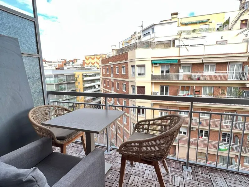 Apartamento en Entenca/Corsega – Diseño y Confort en el Centro de Barcelona