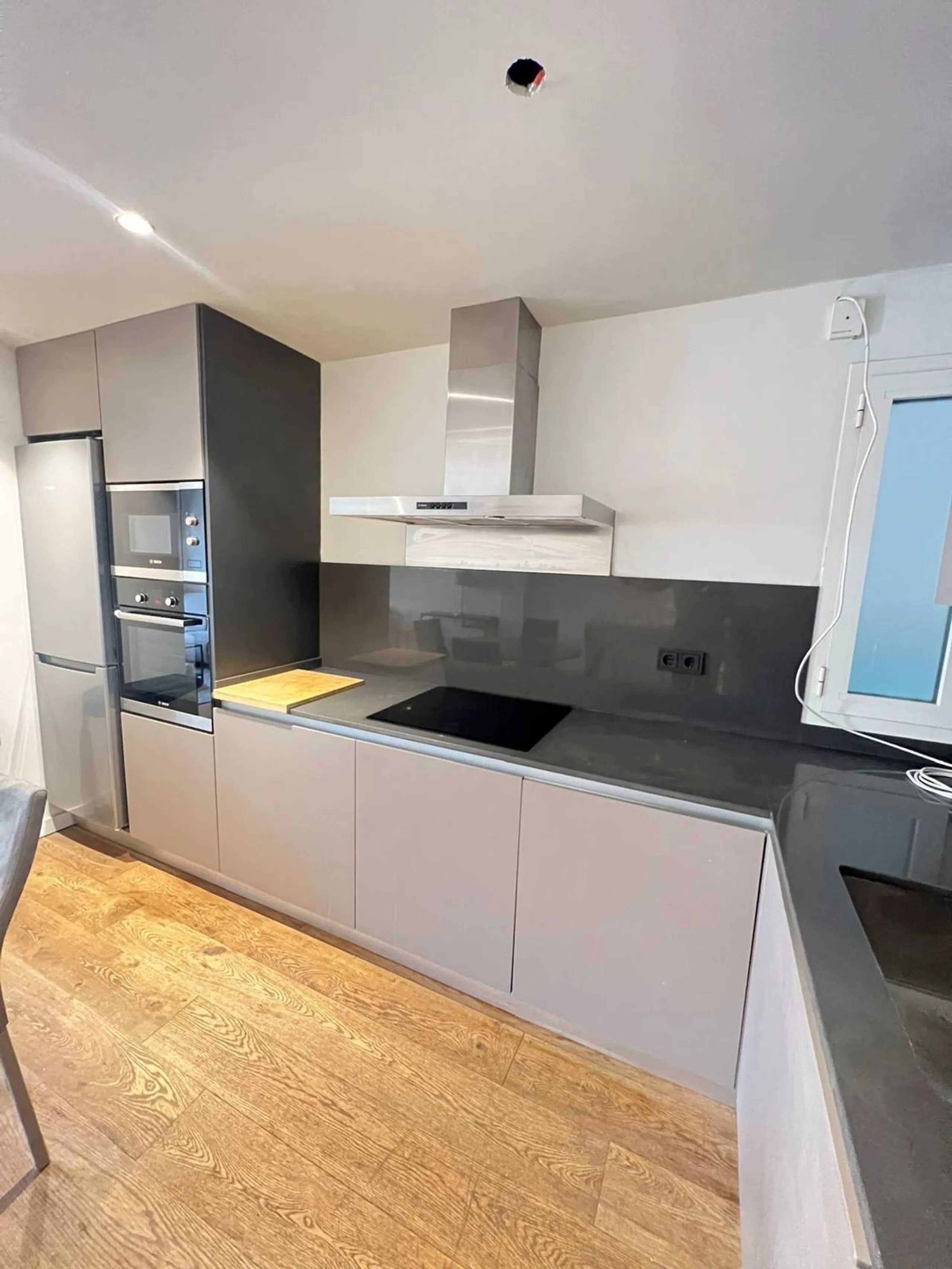 Apartamento en Entenca/Corsega – Diseño y Confort en el Centro de Barcelona