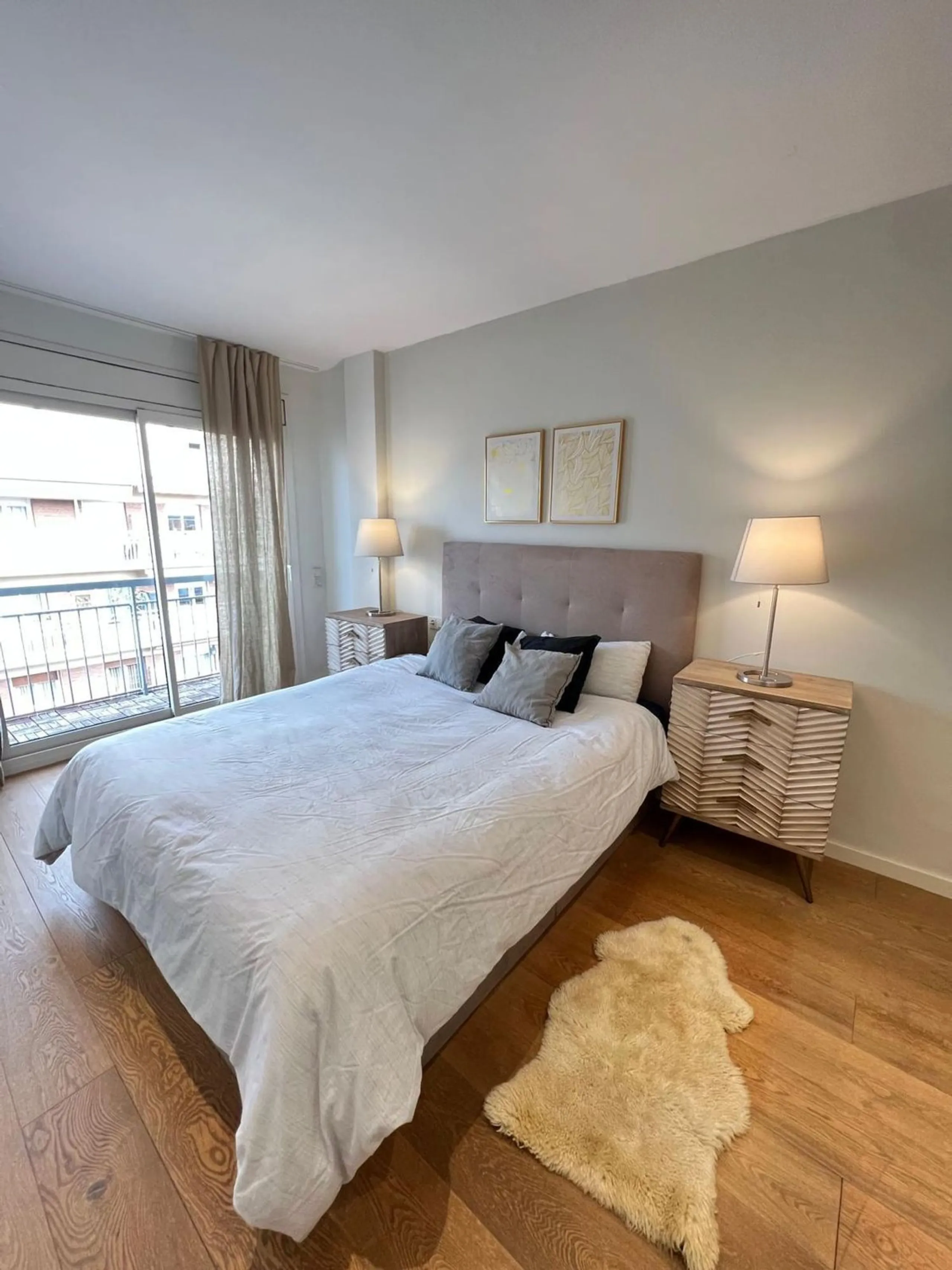 Apartamento en Entenca/Corsega – Diseño y Confort en el Centro de Barcelona