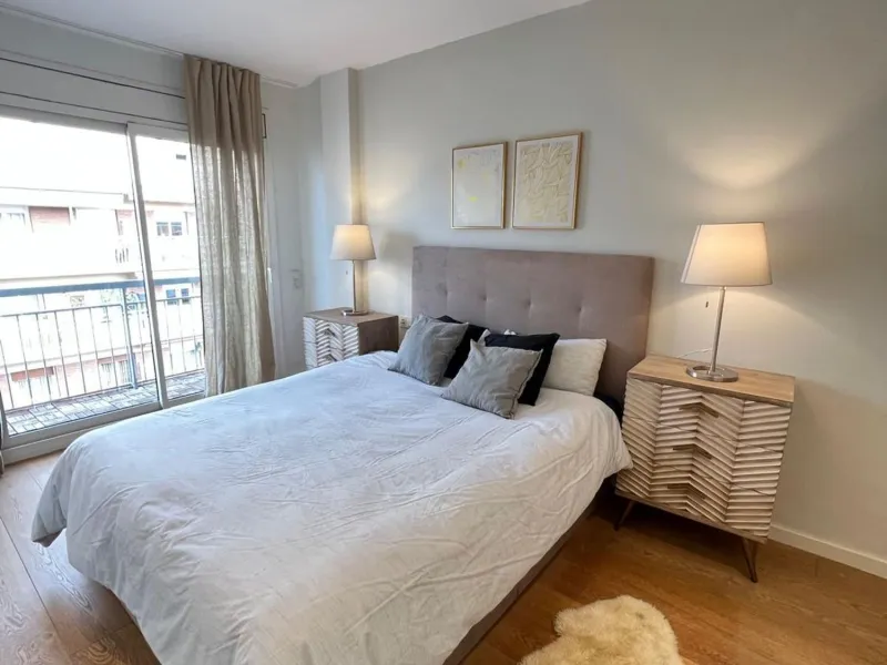 Apartamento en Entenca/Corsega – Diseño y Confort en el Centro de Barcelona