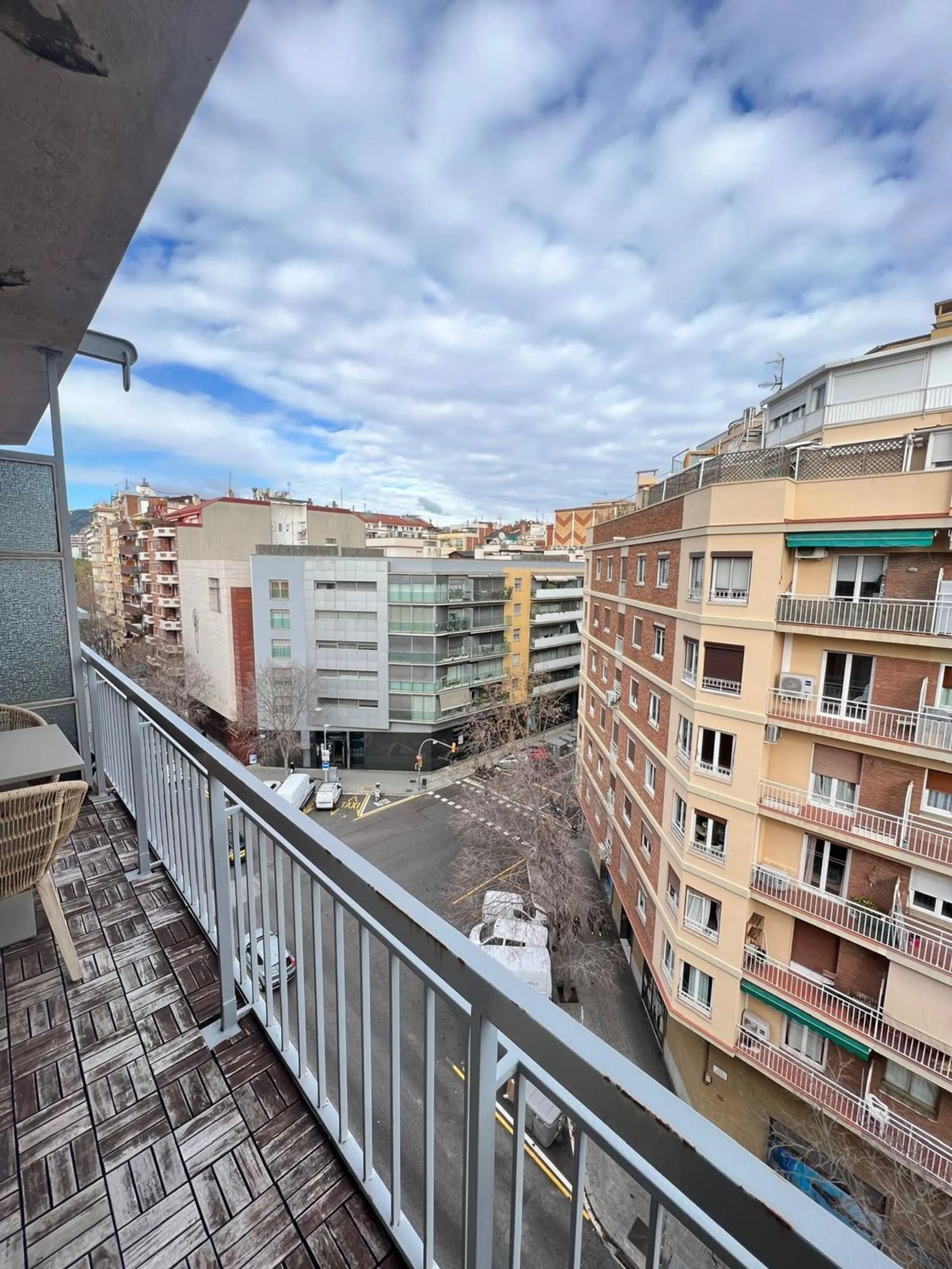 Apartamento en Entenca/Corsega – Diseño y Confort en el Centro de Barcelona