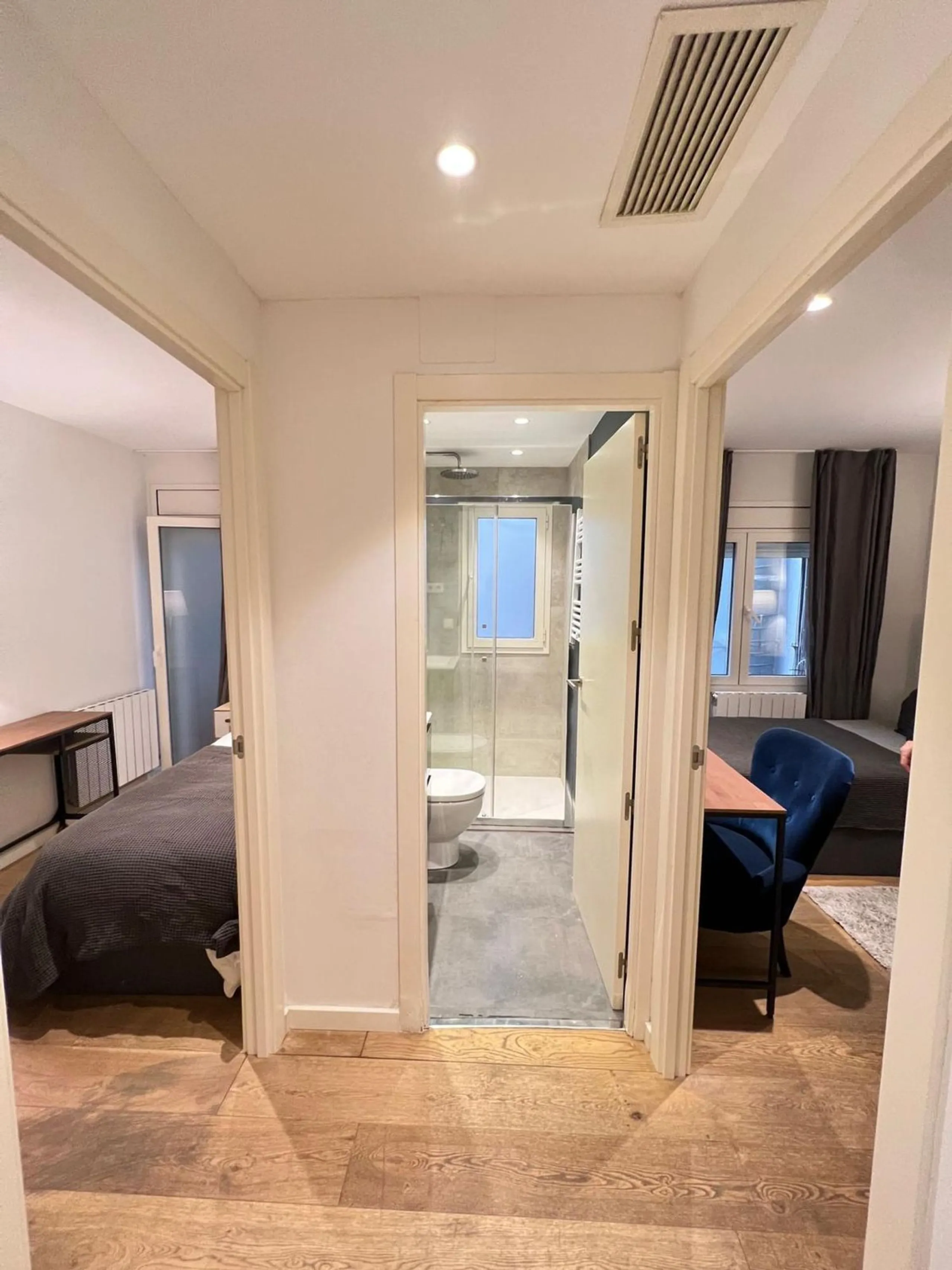 Apartamento en Entenca/Corsega – Diseño y Confort en el Centro de Barcelona