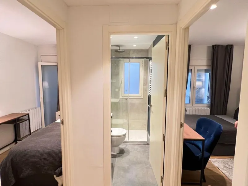 Apartamento en Entenca/Corsega – Diseño y Confort en el Centro de Barcelona