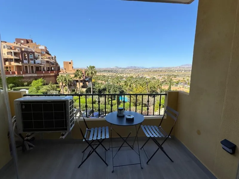 Exclusivo Piso de 2 Dormitorios en el Campo de Golf Bonalba, Mutxamel