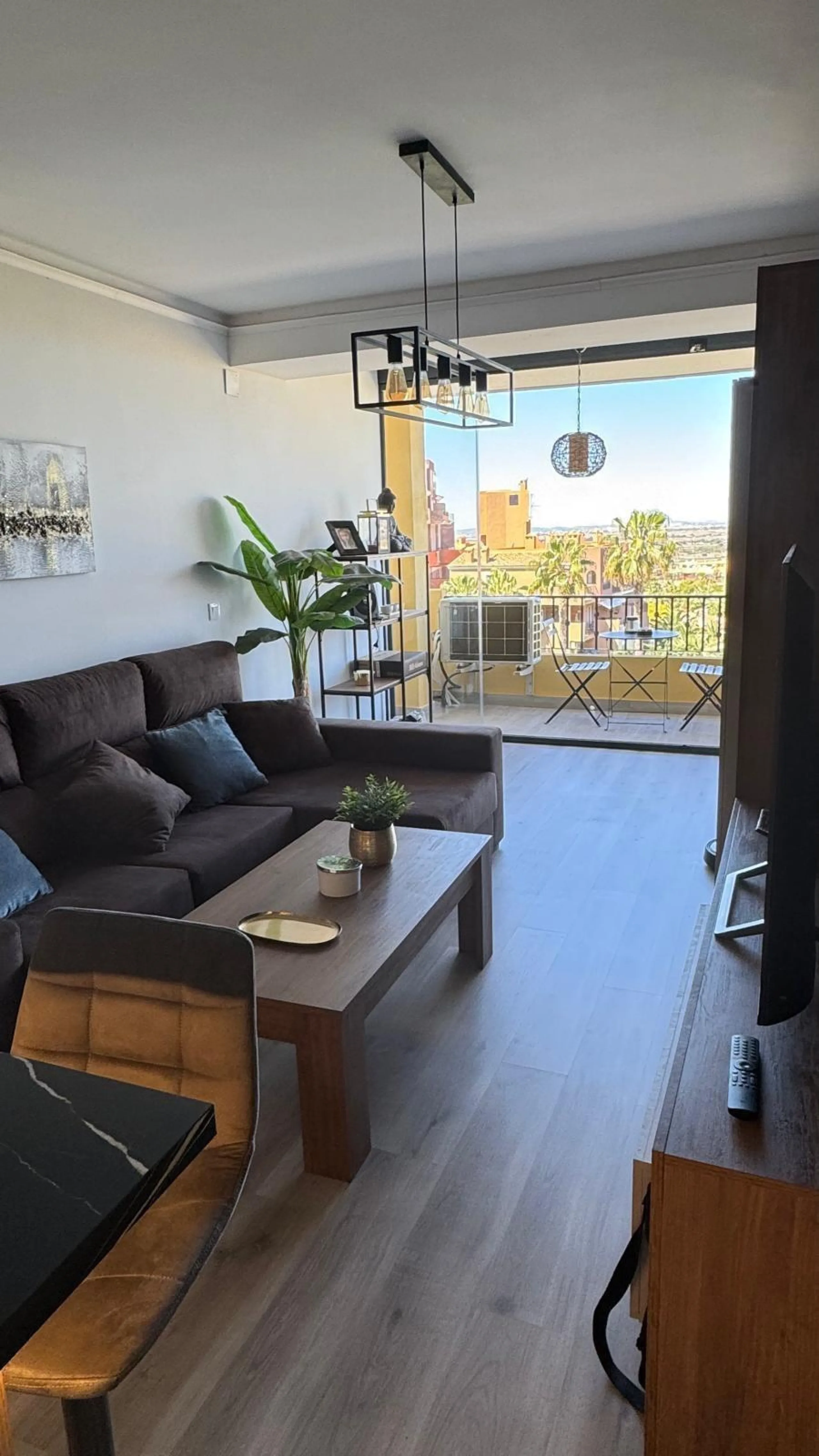 Exclusivo Piso de 2 Dormitorios en el Campo de Golf Bonalba, Mutxamel