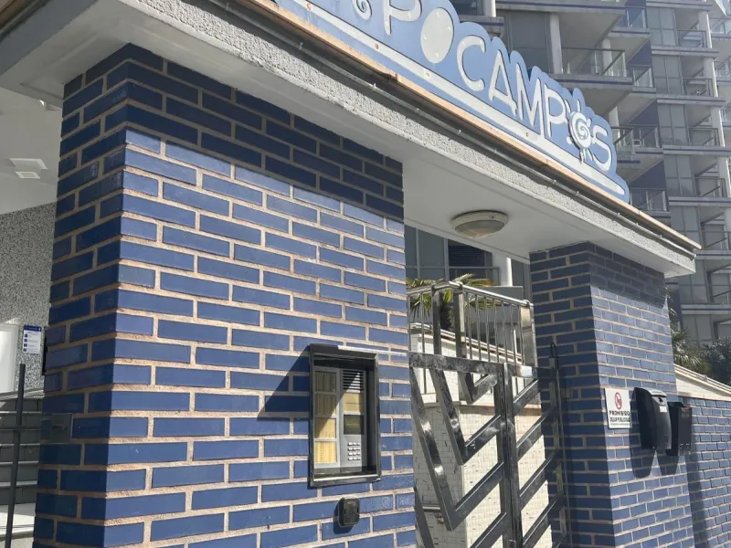 🌅 Apartamento en primera línea de playa en Calpe