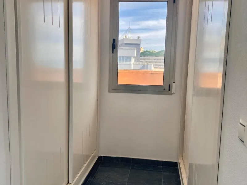 🌅 Apartamento en primera línea de playa en Calpe