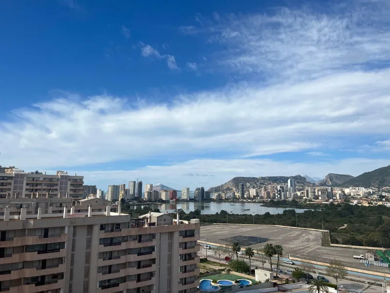 🌅 Apartamento en primera línea de playa en Calpe