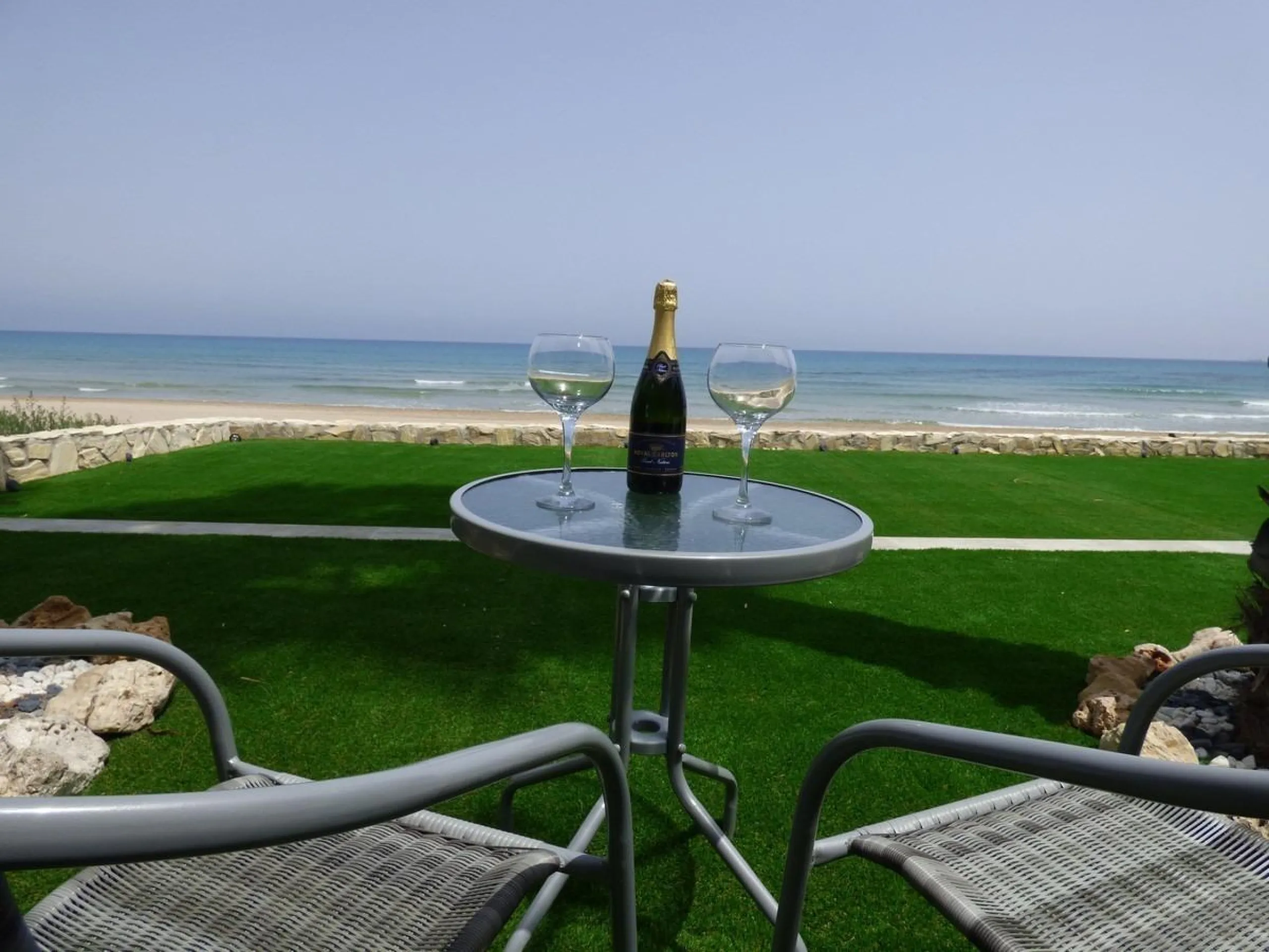 Chalet Pareado ÚNICO en Primera Línea en Playa de San Juan