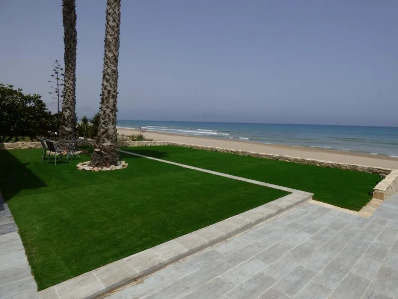 Chalet Pareado ÚNICO en Primera Línea en Playa de San Juan