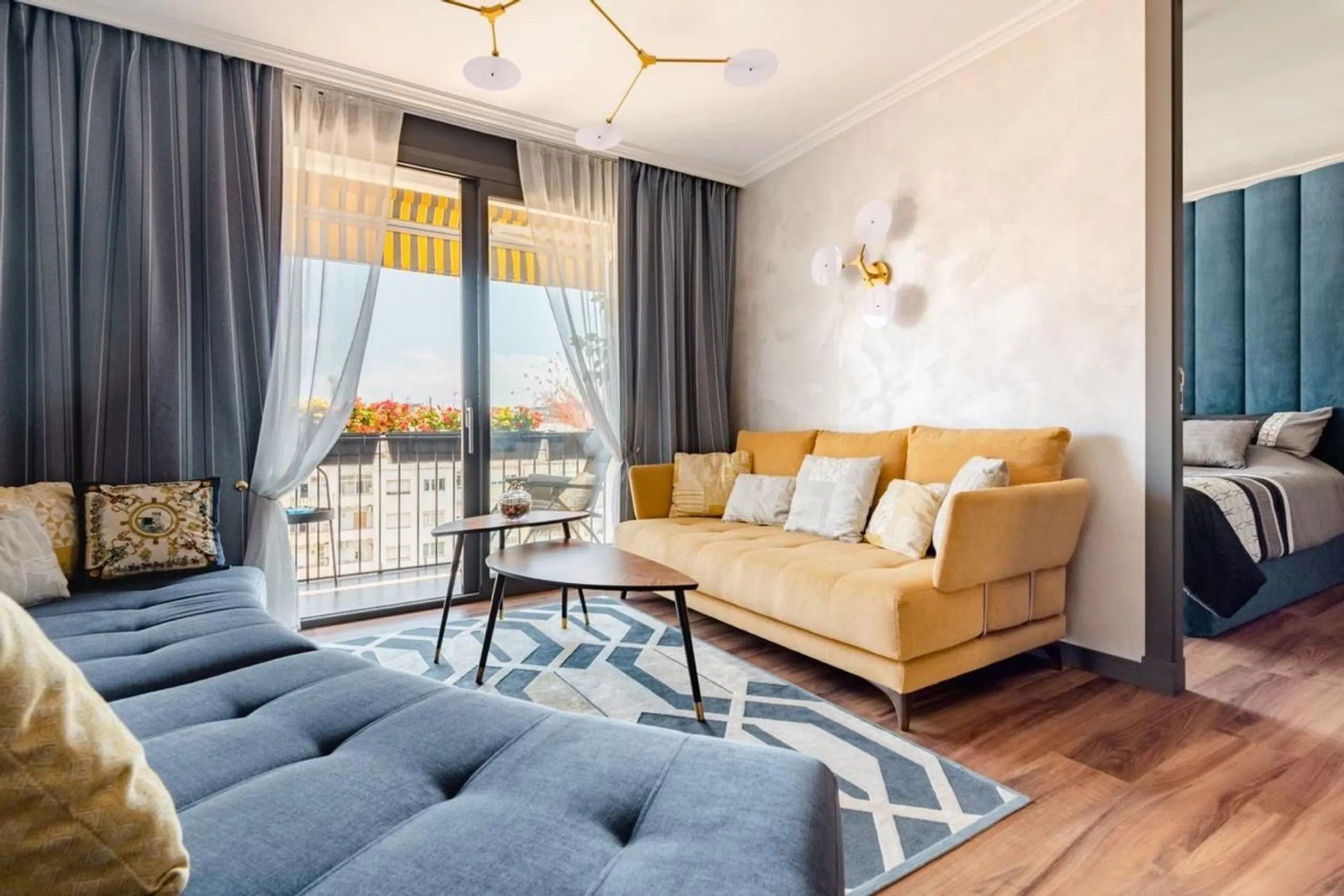 Ático Reformado con Encanto en Eixample – Barcelona